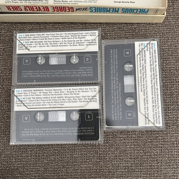 Vintage Precious Memories with George Beverly Shea Cassette Boxset Remastered - Picture 4 of 5
